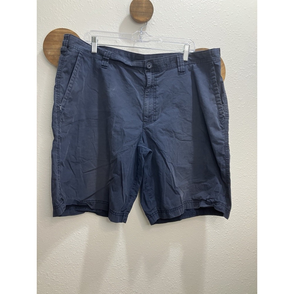 Columbia Men's‎ Size 40 Navy Blue Flat Front Casual Shorts